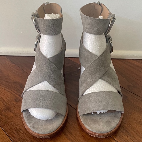 Rag & Bone Mari Strappy Sandal in Grey Suede Sz 7.5 - Picture 9 of 13